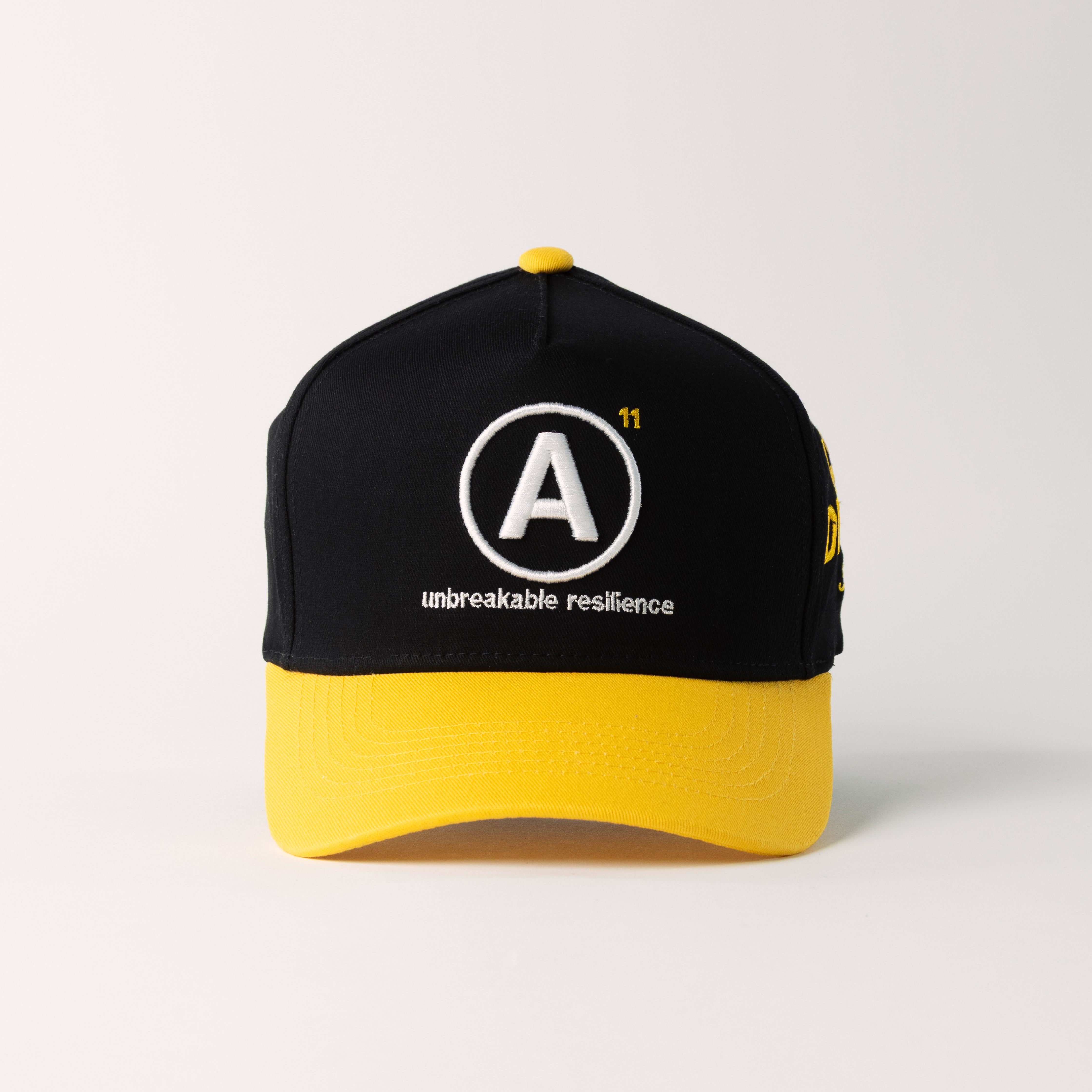 Mega Snap Back (Black/Gold)