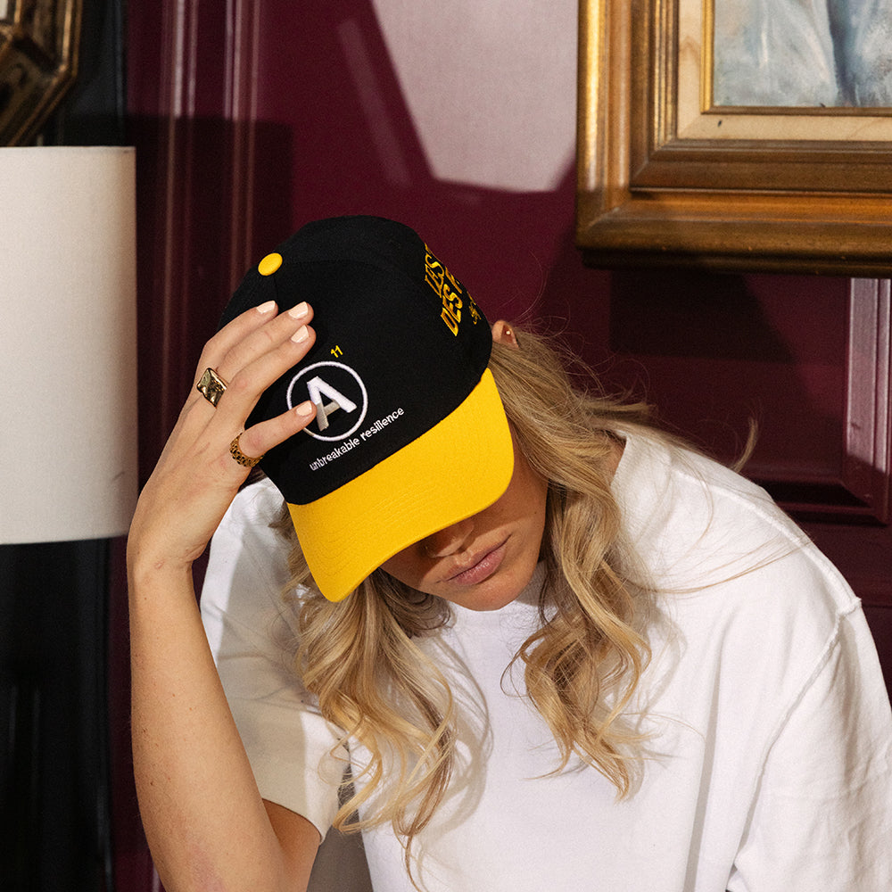 Mega Snap Back (Black/Gold)
