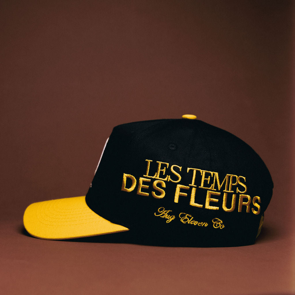 Mega Snap Back (Black/Gold)