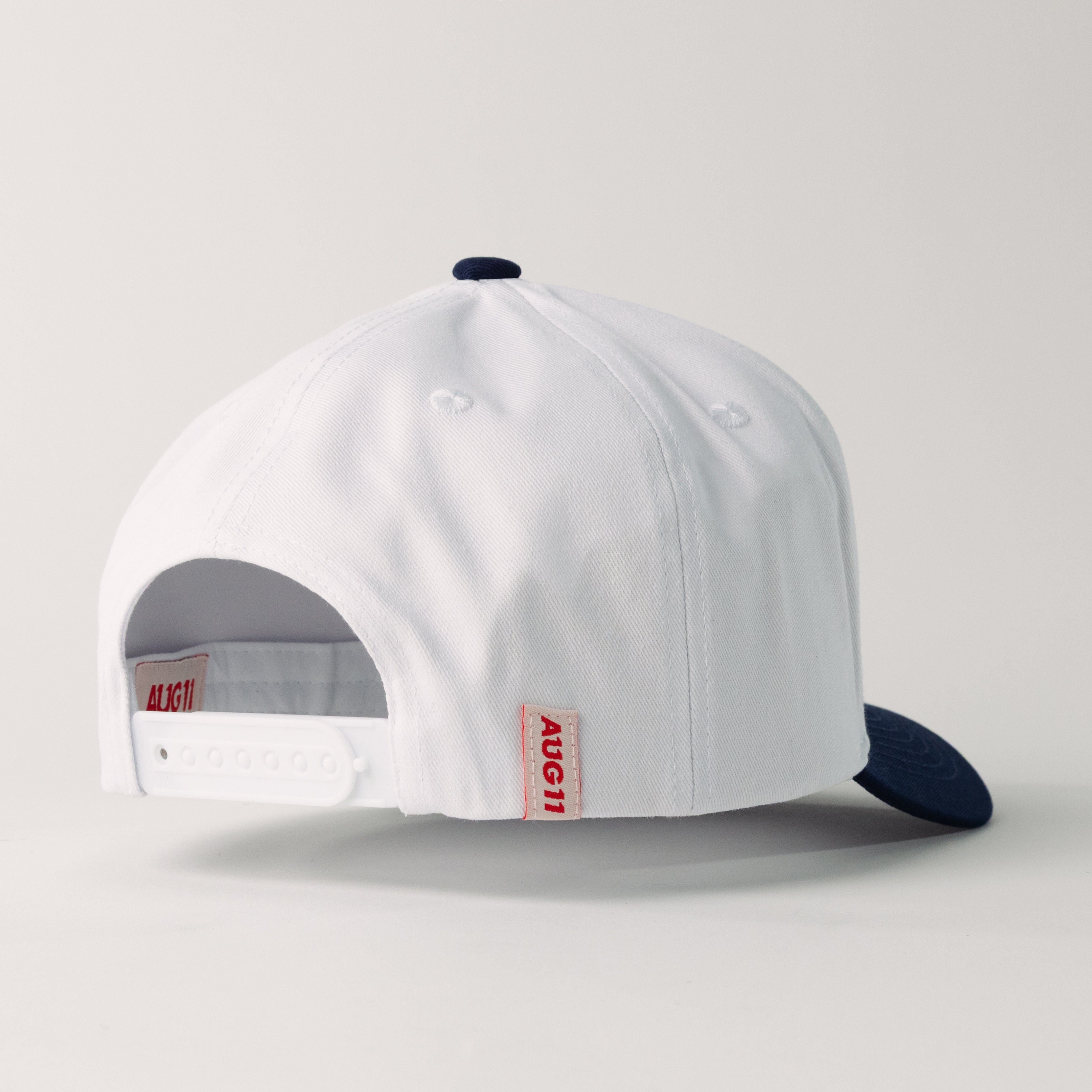 Crest Snapback (Navy/Stark White)