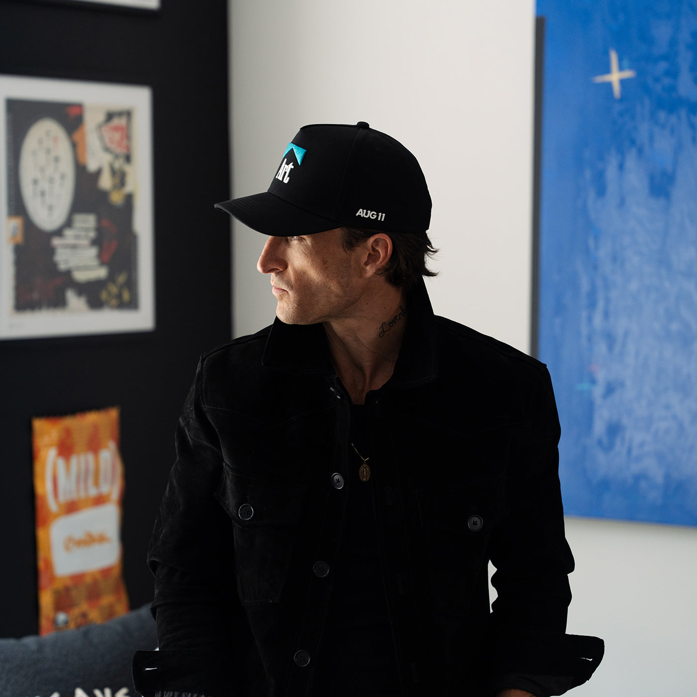 Art (Tiff Blue/Black)