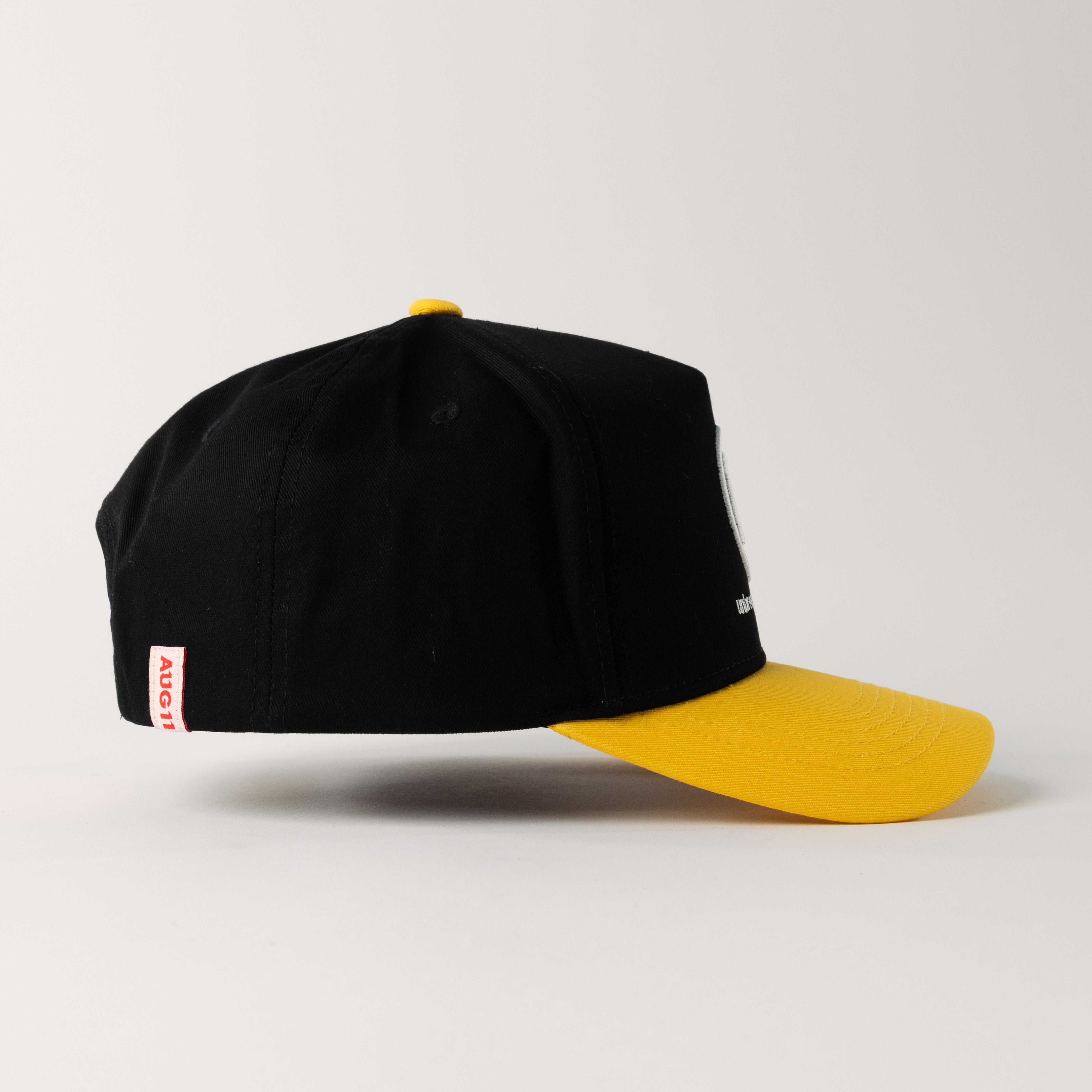 Mega Snap Back (Black/Gold)