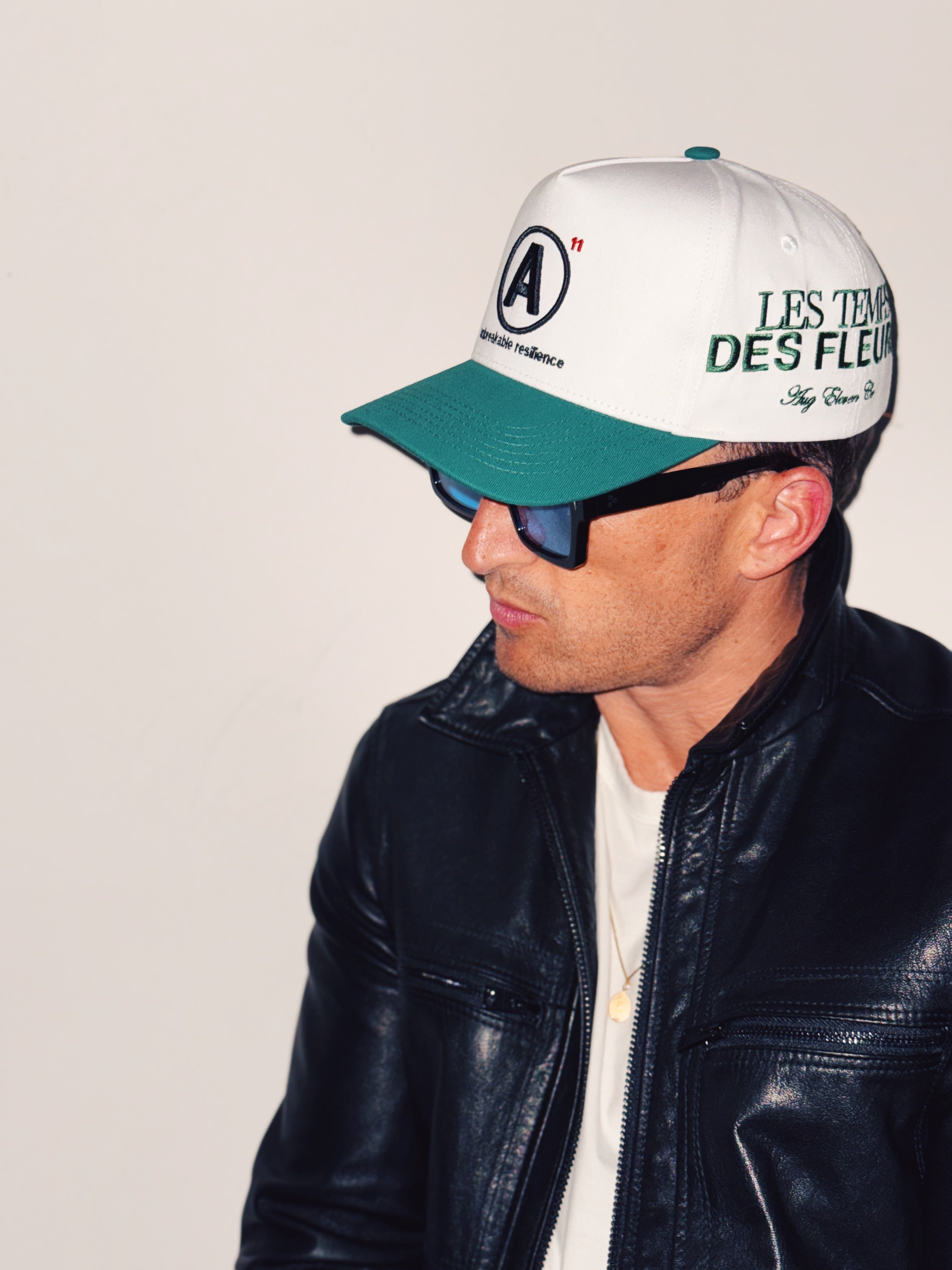 Mega Snapback (White/Kelly Green)