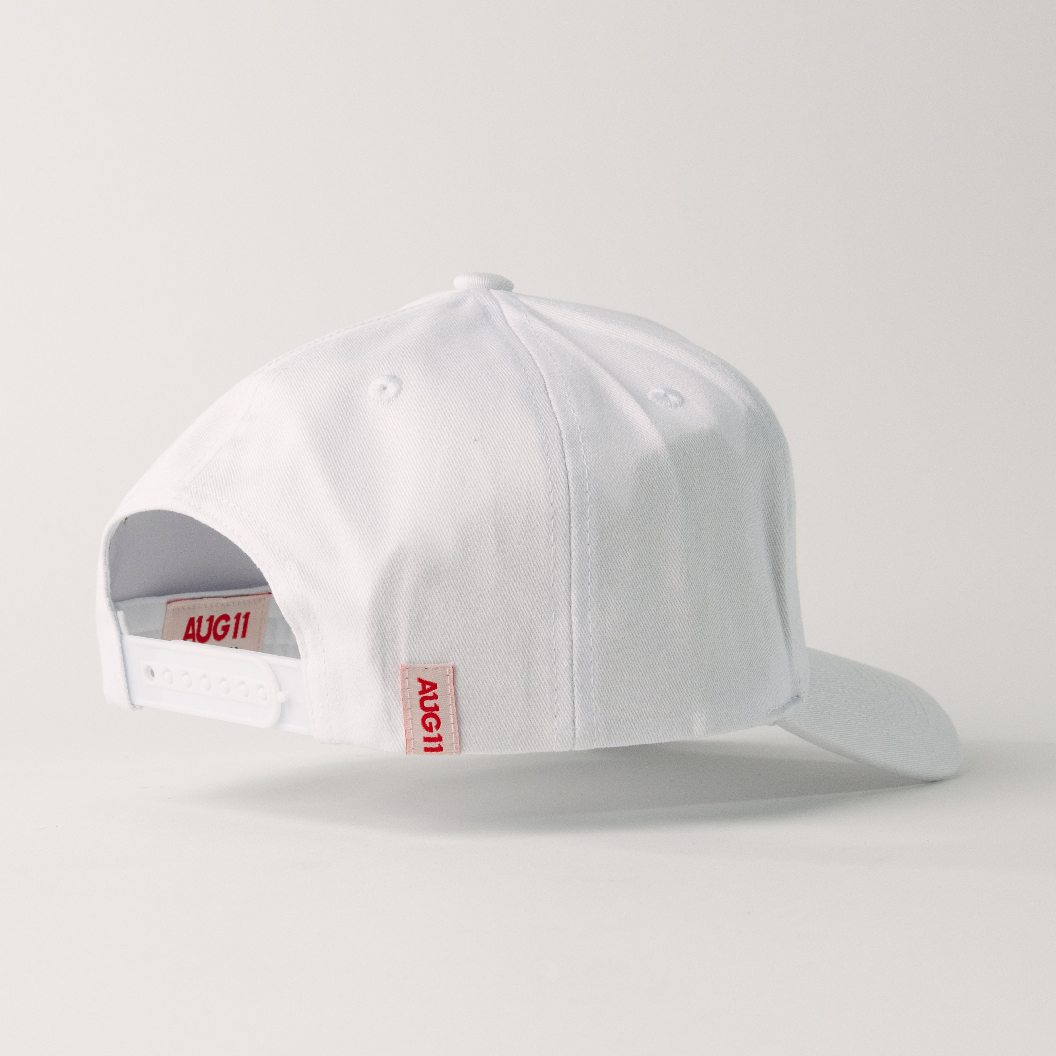 Art Snapback (White/White)