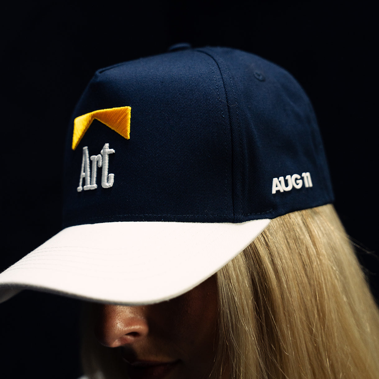 Art Snapback (Navy/Gold)