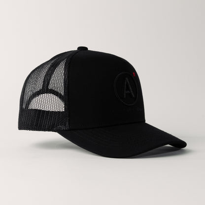 Essentials Mesh Trucker (Black)