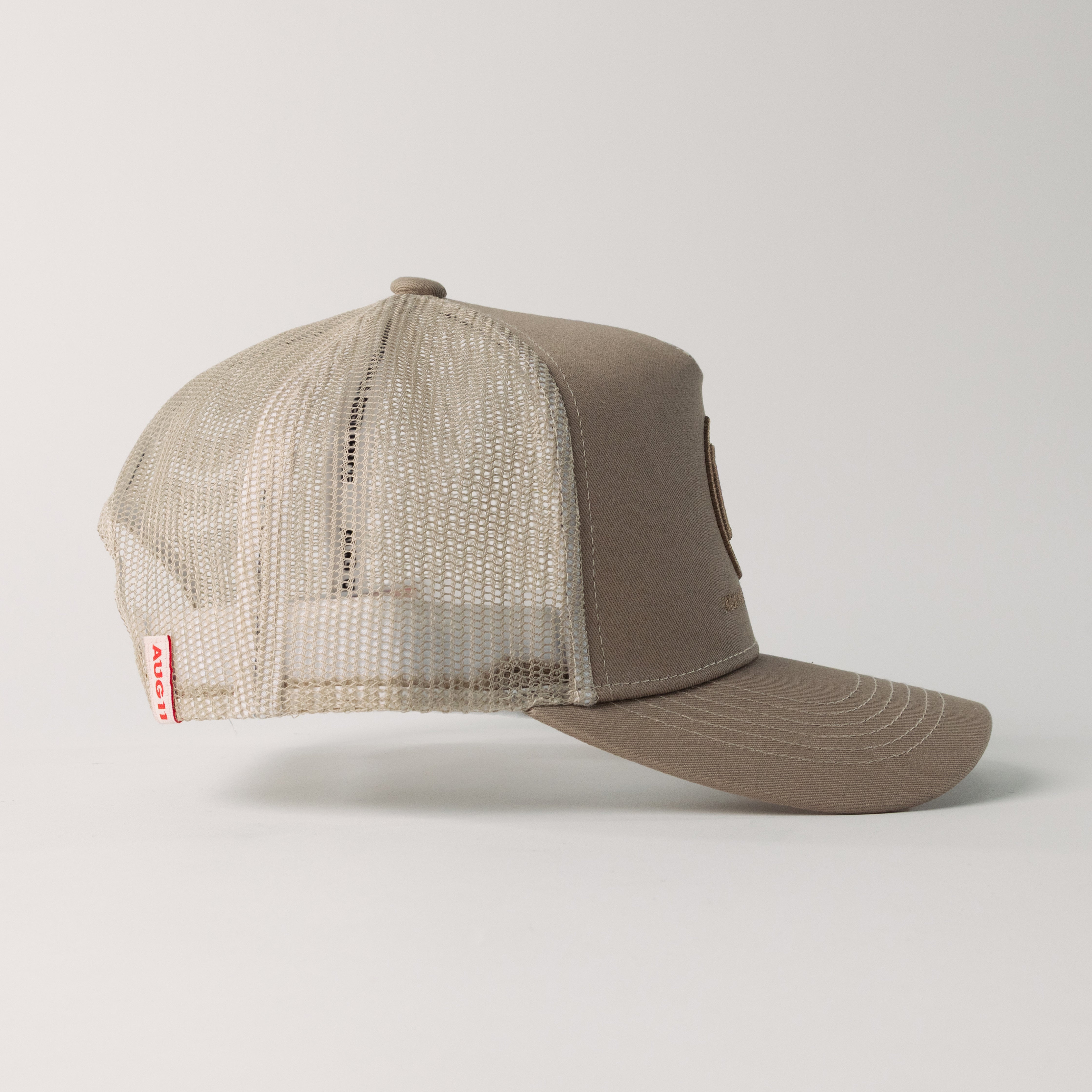 Essentials Mesh Trucker (Taupe)