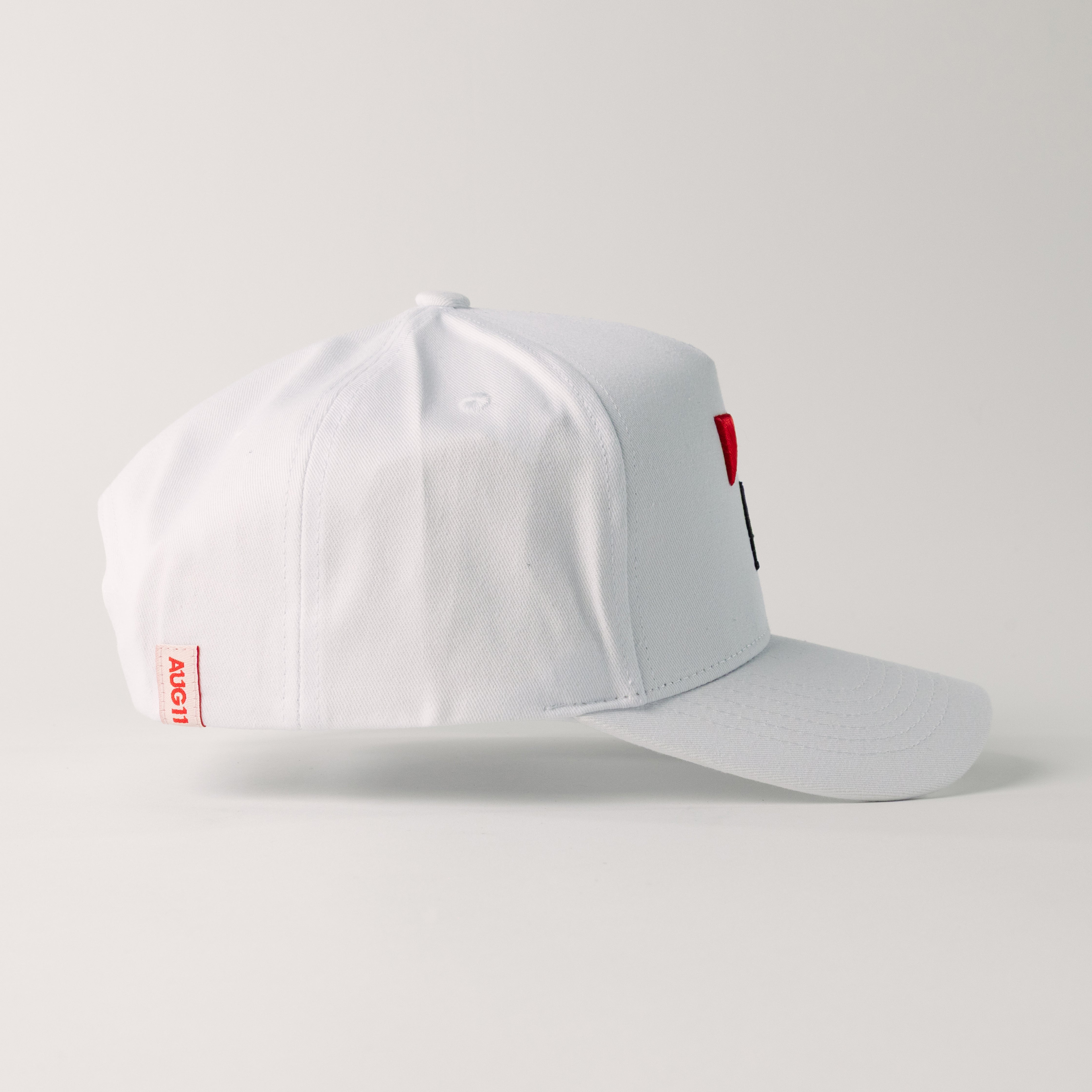 Art Snapback (White/White)