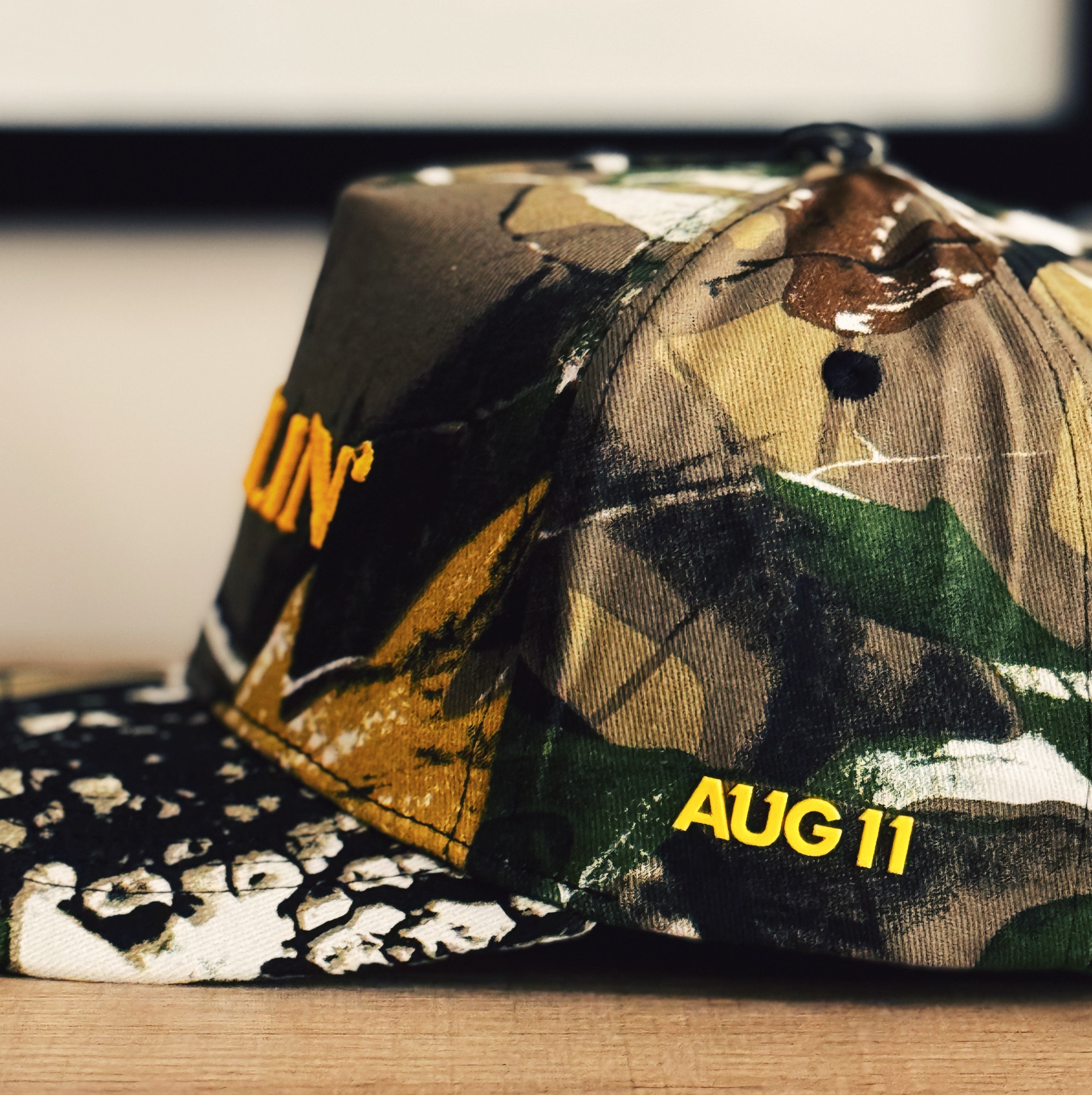 Darlin' Cotton Structured 5 Panel Snap Back Hat (Camo/Gold)